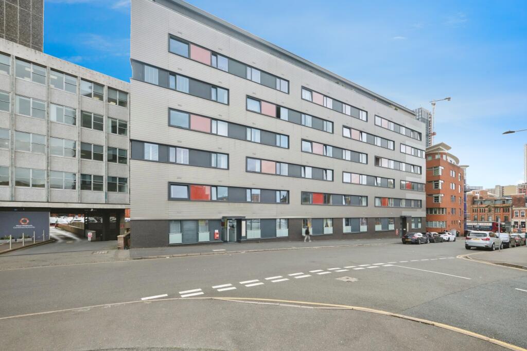 Main image of property: 14 Summer Lane, Birmingham, B19