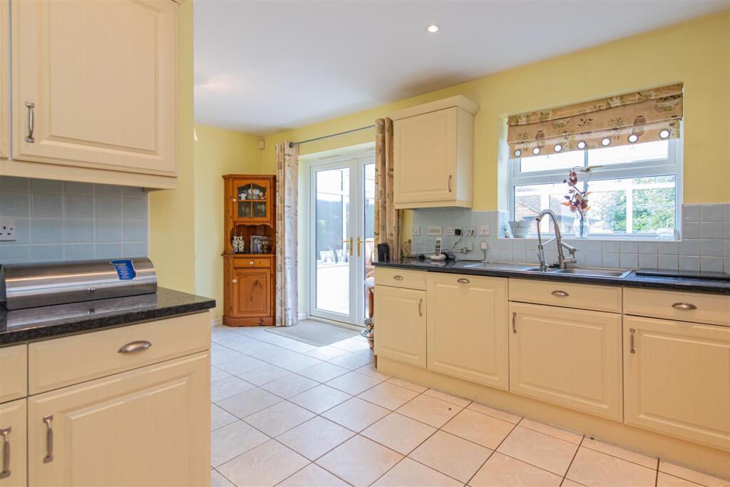 House in Northampton - More