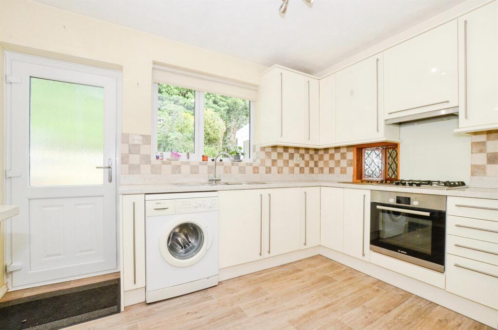 House in St Albans, Harpenden - View 5