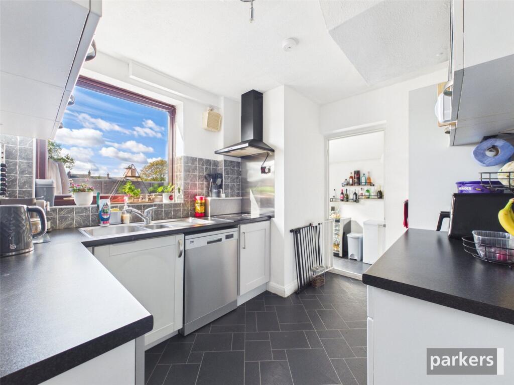 Anderson Avenue, Earley, RG6 photo 4