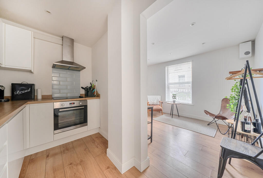 Main image of property: Grosvenor Street, Cheltenham, Gloucestershire, GL52