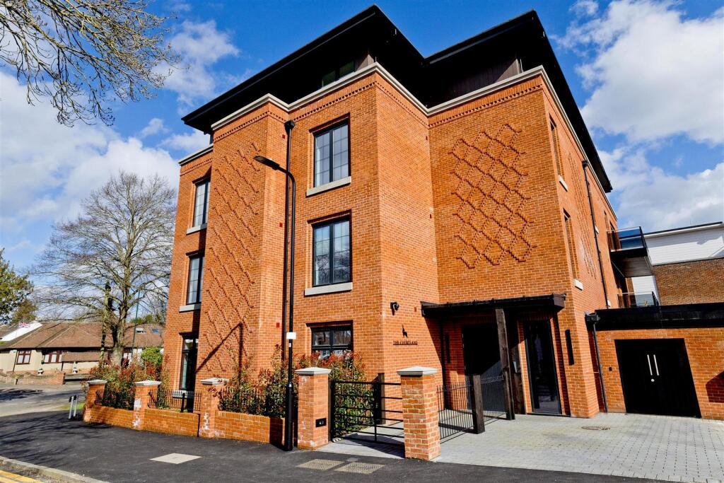 Main image of property: Whitehall Road, London