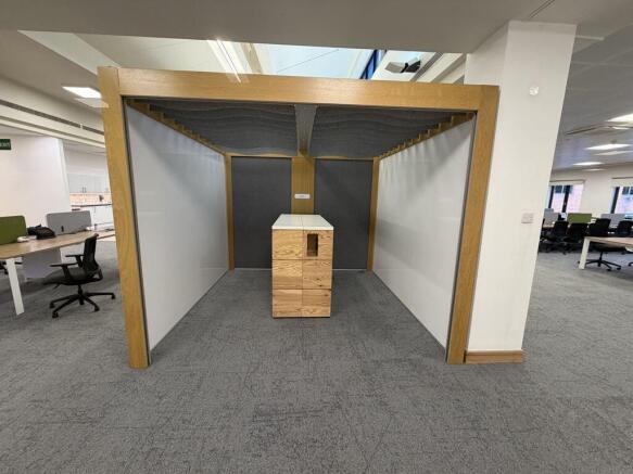 Photo 9