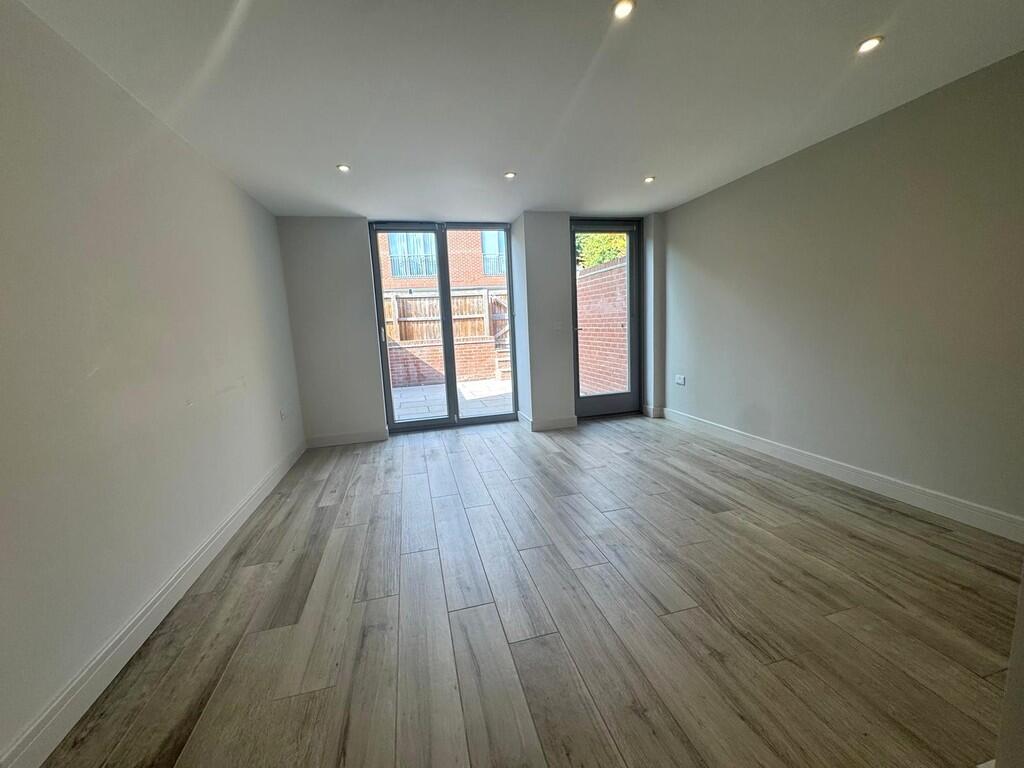 House in Ipswich - View 3