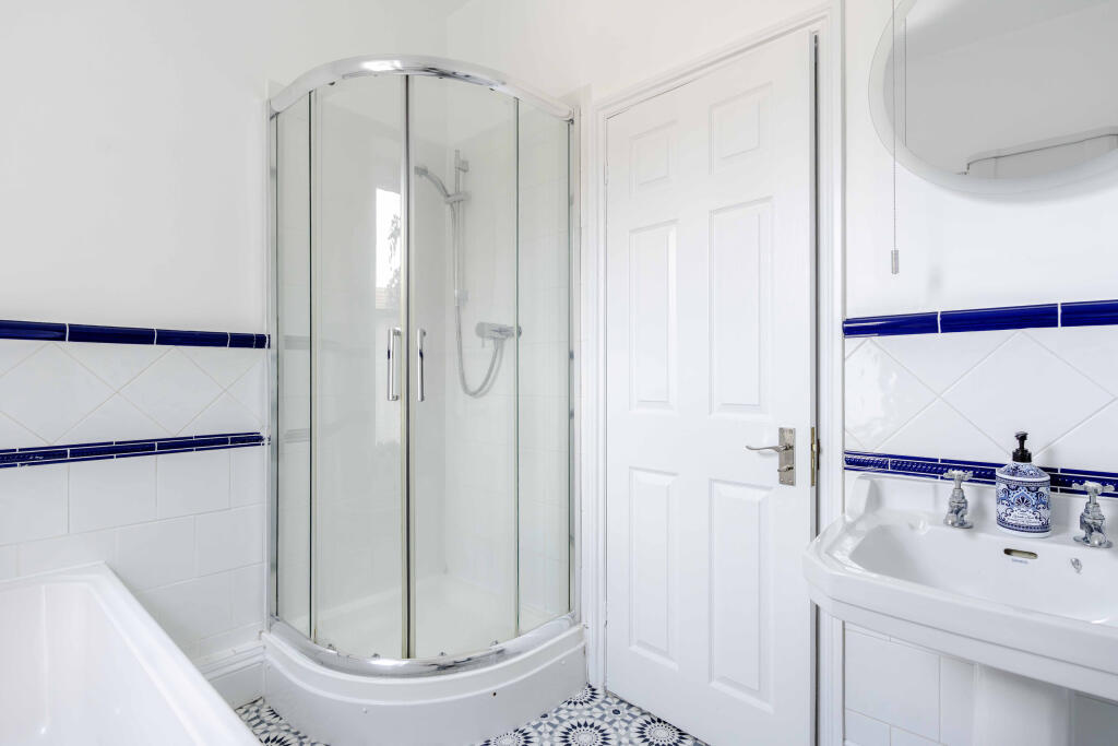 Apartment in Bristol, Redland - View 5
