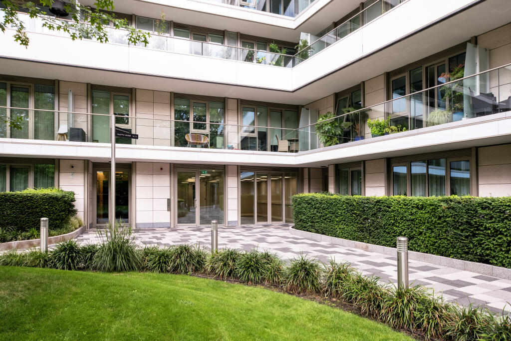 Main image of property: 346 Queenstown Road, London, SW8 4NQ