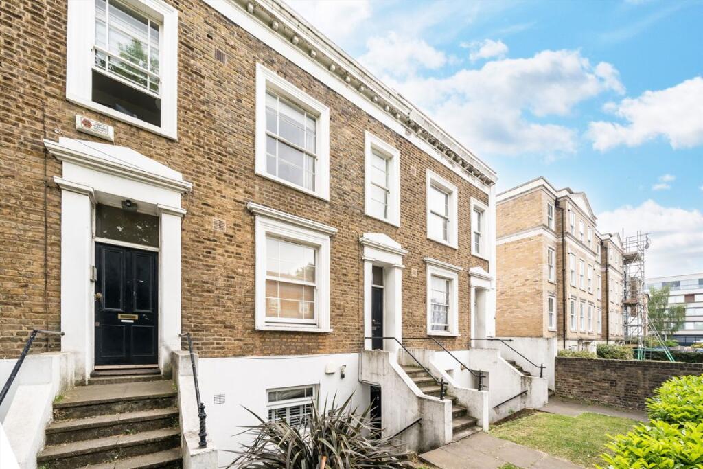 Apartment in London - More