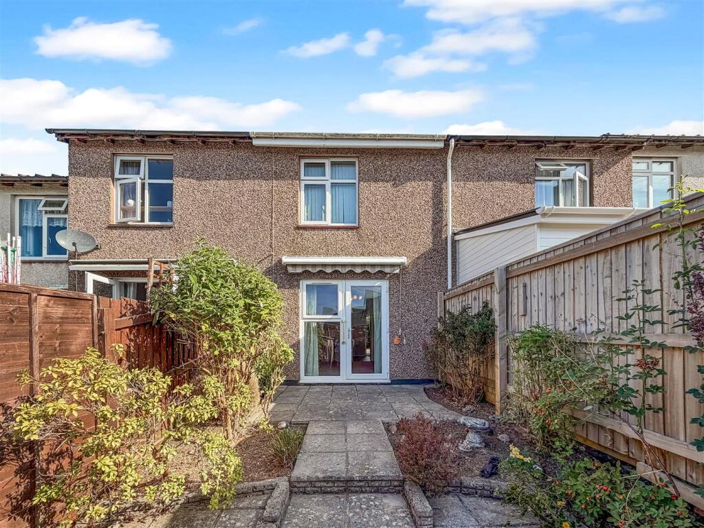 Main image of property: Kings Court, Kingsteignton, Newton Abbot