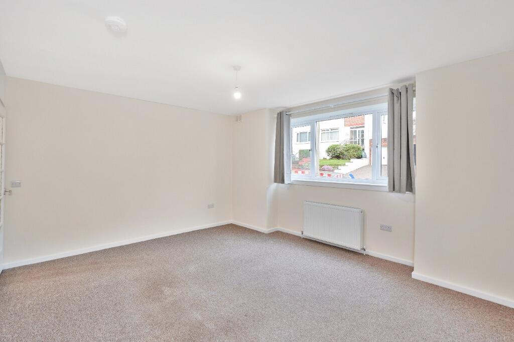 Main image of property: Caiystane Gardens, Edinburgh, EH10