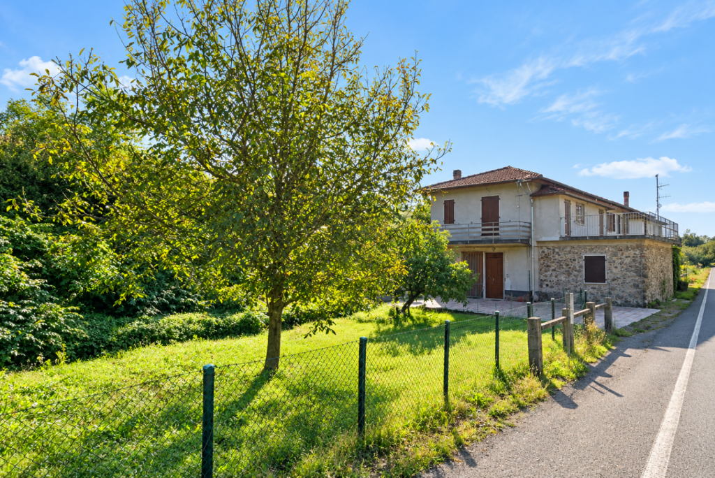 Main image of property: Tuscany, Lunigiana, Villafranca in Lunigiana