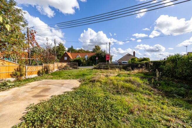 Plot Adjacent Puzzledene (North End)-8