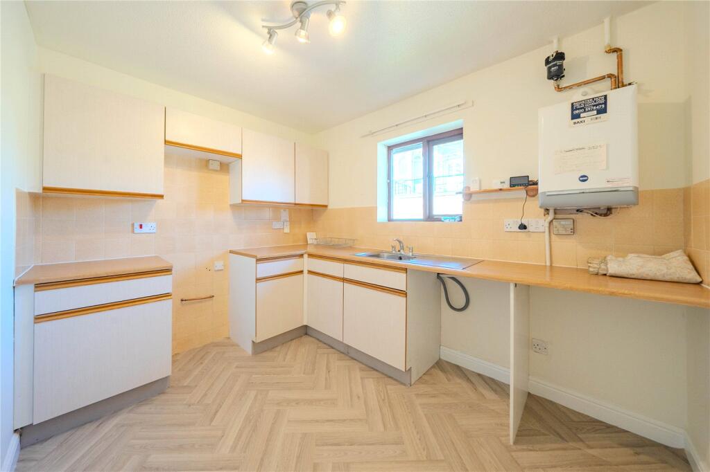 House in Leeds - View 2
