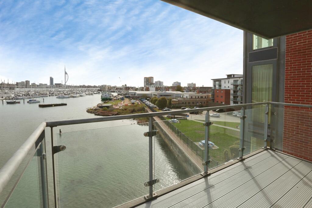 Apartment in Portsmouth - View 5