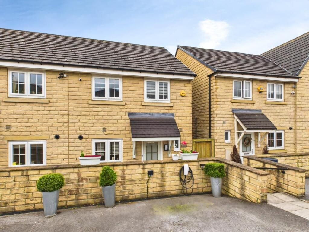 Main image of property: The Knoll, Keighley