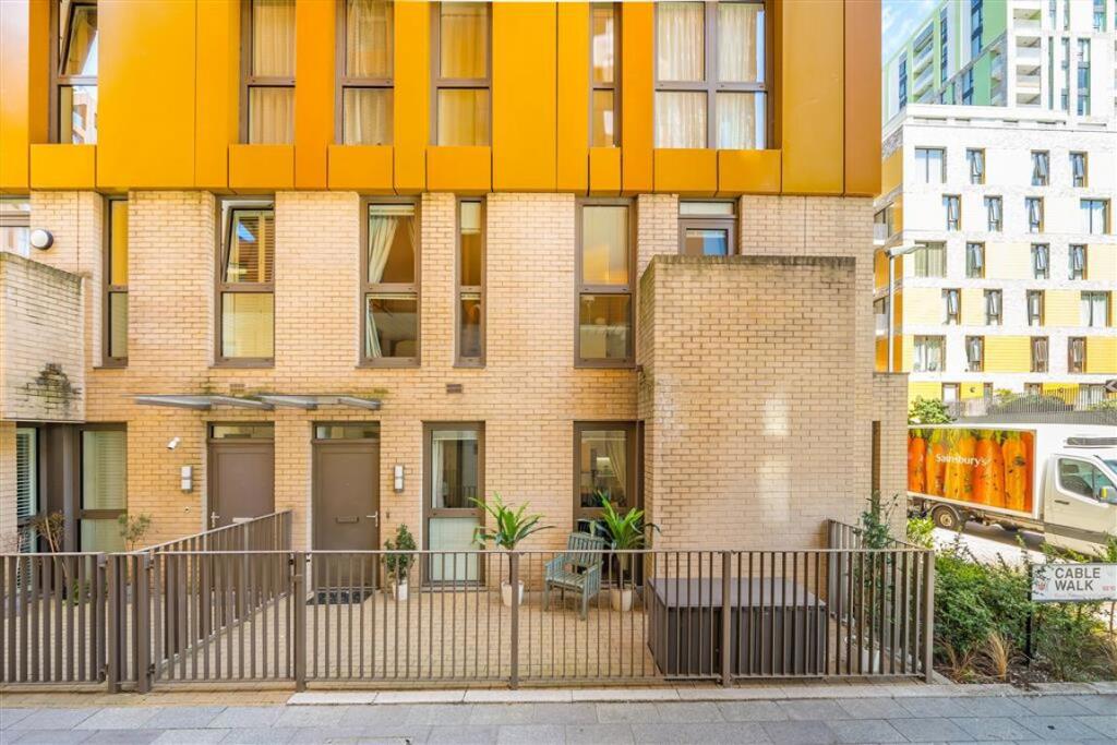Main image of property: Cable Walk, Greenwich