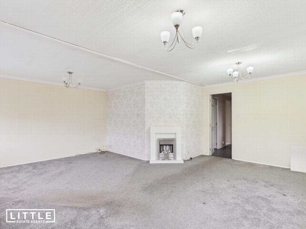 Old Hall, Halsnead Park, L35 photo 2