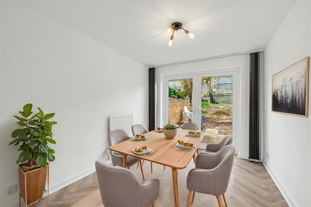 House in Gedling, Woodthorpe - View 4