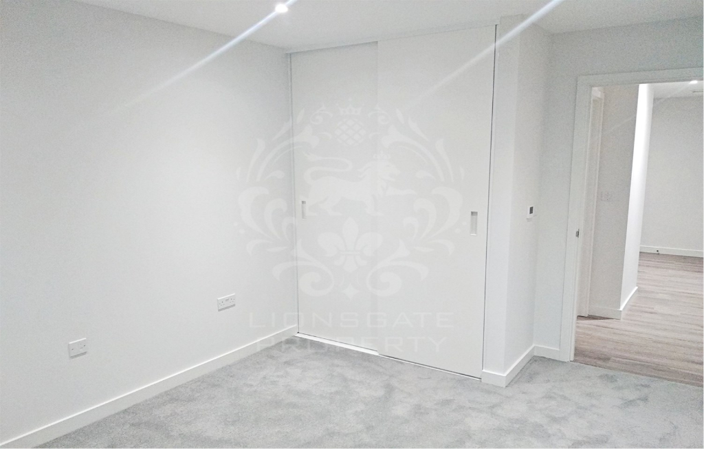 Apartment in London, Woodberry Down, Stoke Newington - View 3