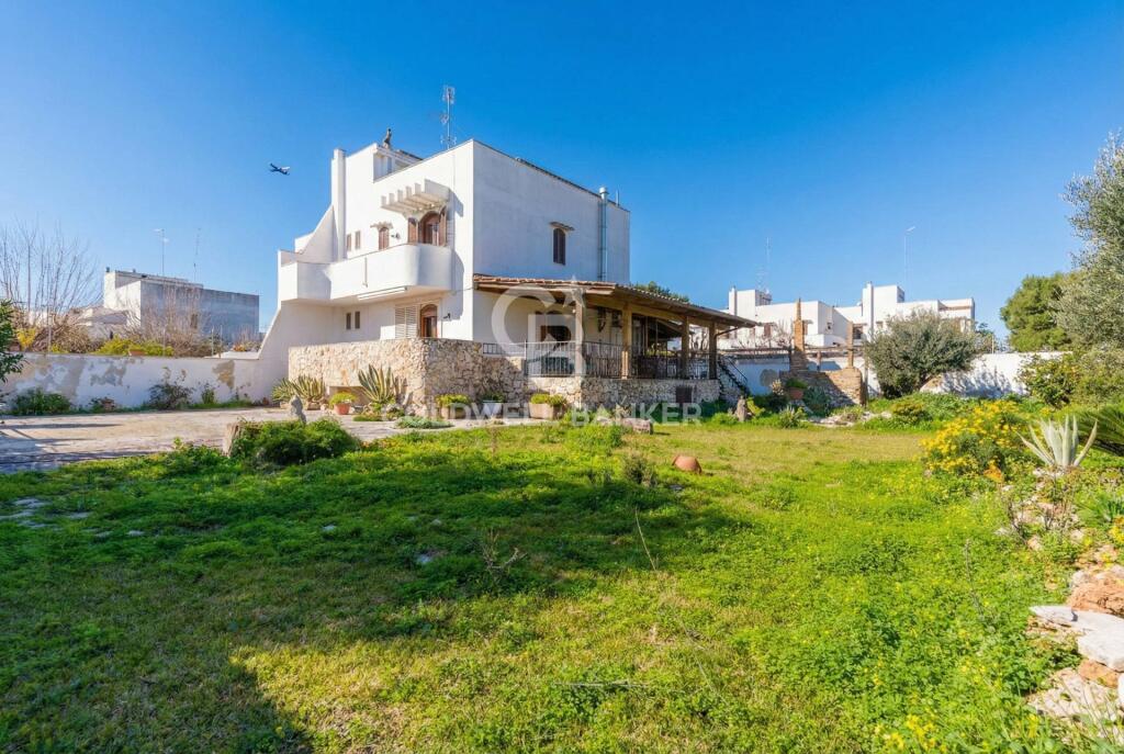 Main image of property: Apulia, Bari, Bari