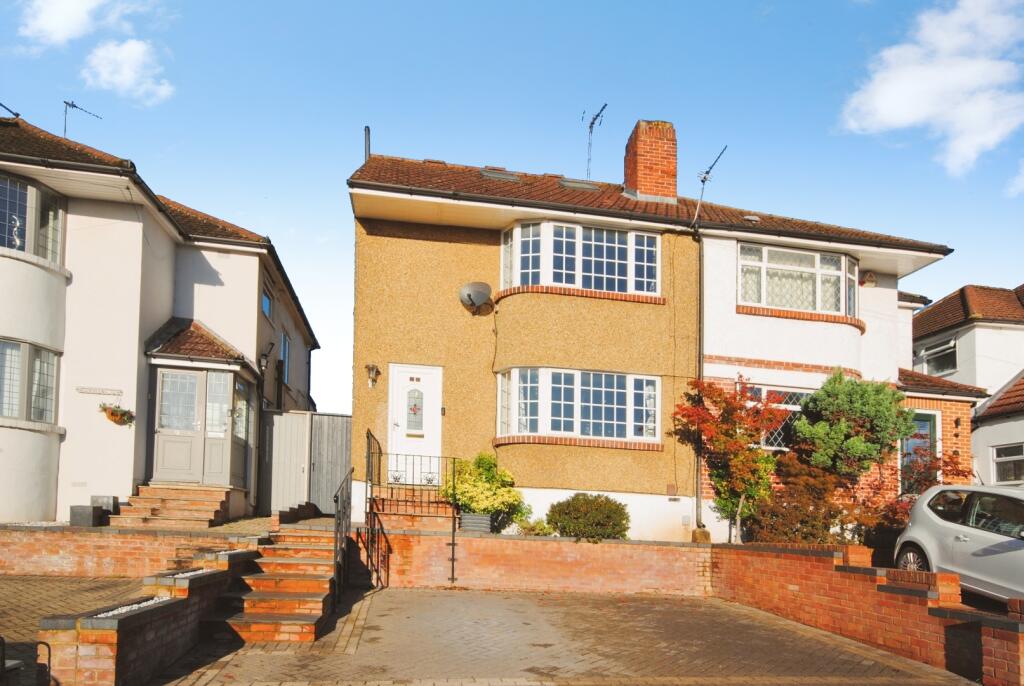 Main image of property: Oakleigh Drive, Croxley Green, Rickmansworth
