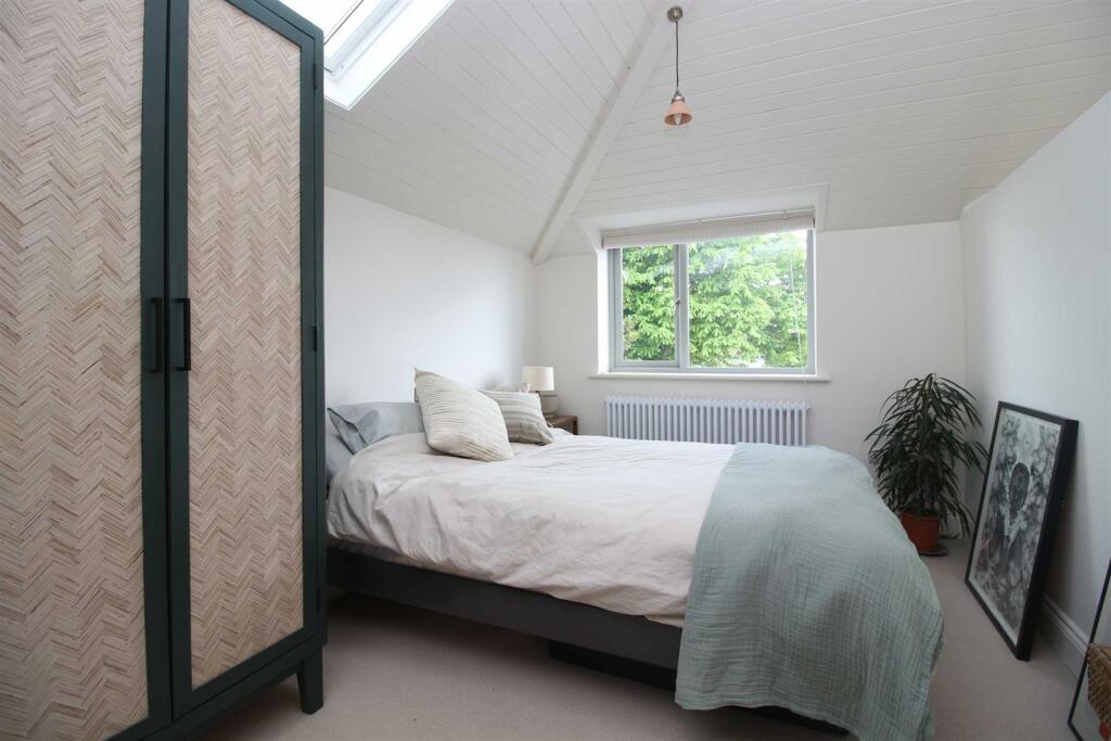 House in New Forest, Old Milton, New Milton - View 5