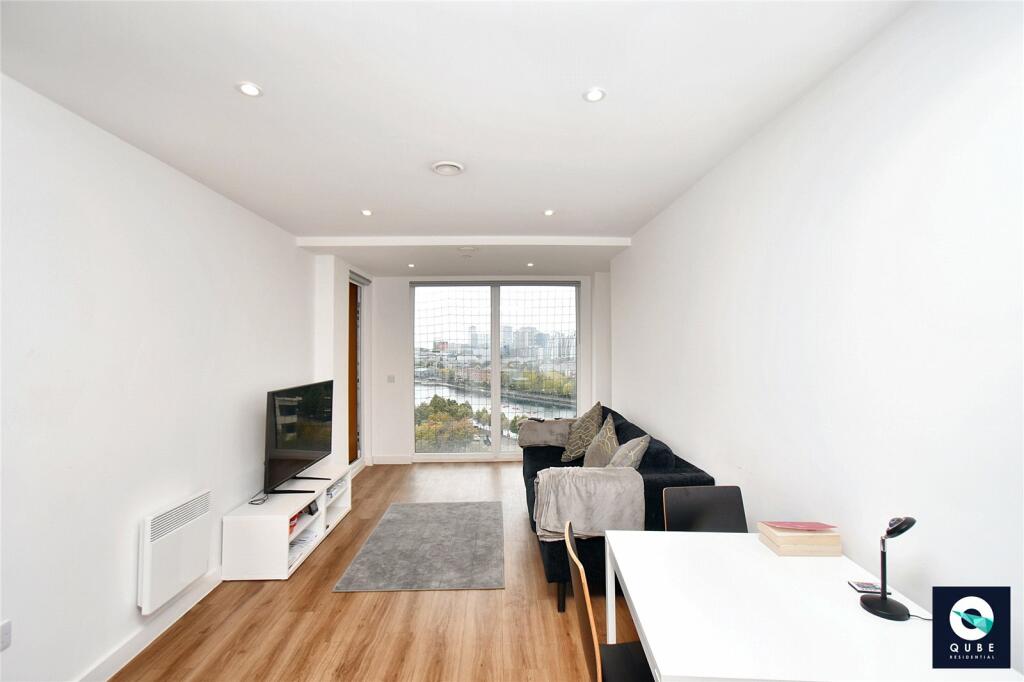 The Gateway, 15 Trafford Rd, Salford, M5 photo 4