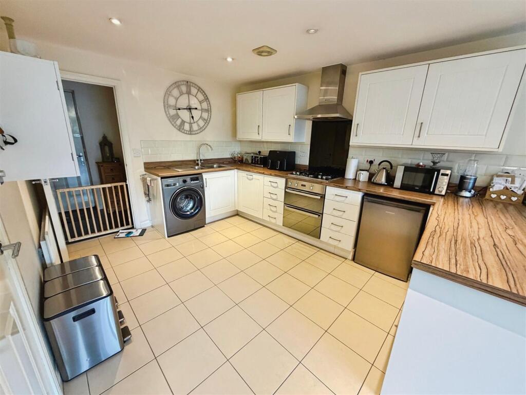 House in West Suffolk, Red Lodge - View 2