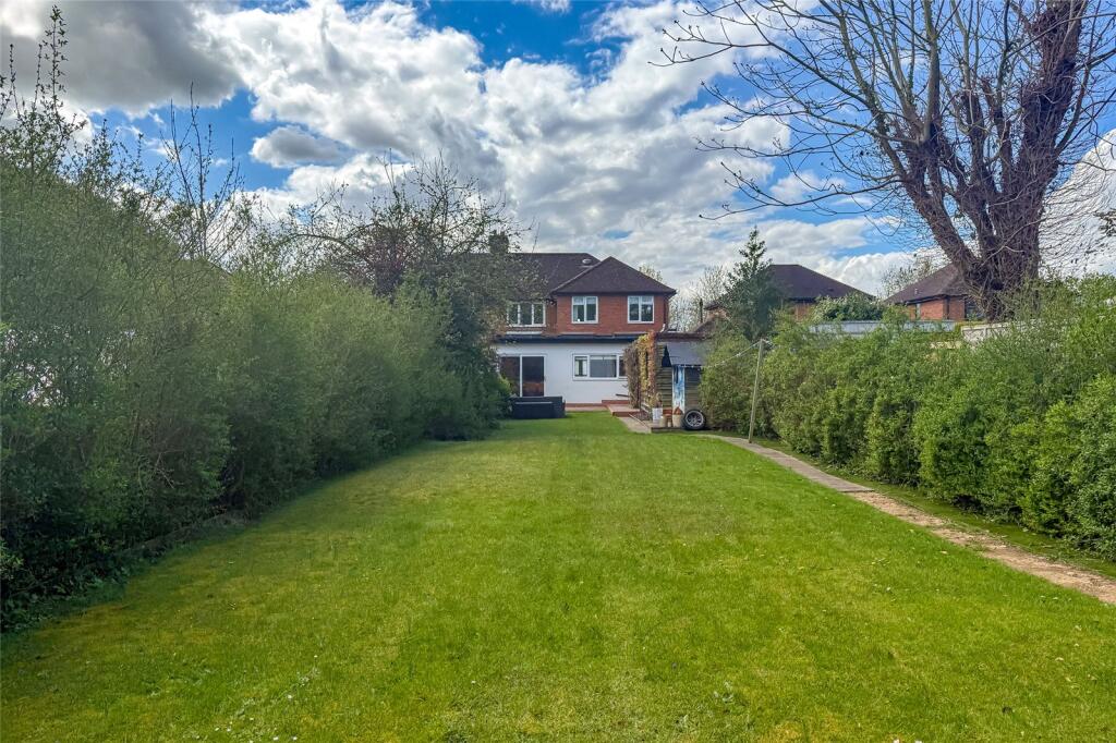 Additional image 13 of Laburnum Grove, St. Albans, Hertfordshire, AL2