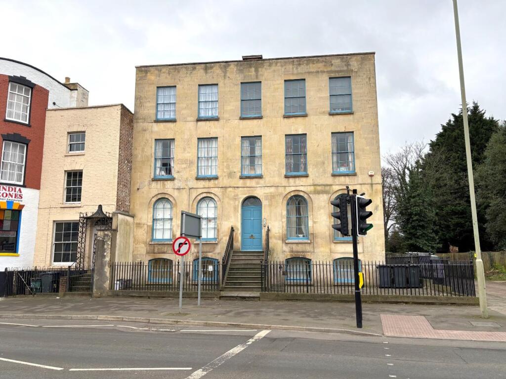 Main image of property: London Road, Gloucester, GL1