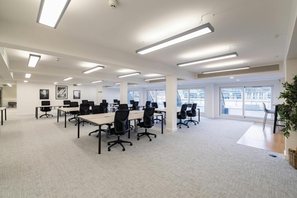HiRes - 38 Threadneedle St-3.jpg