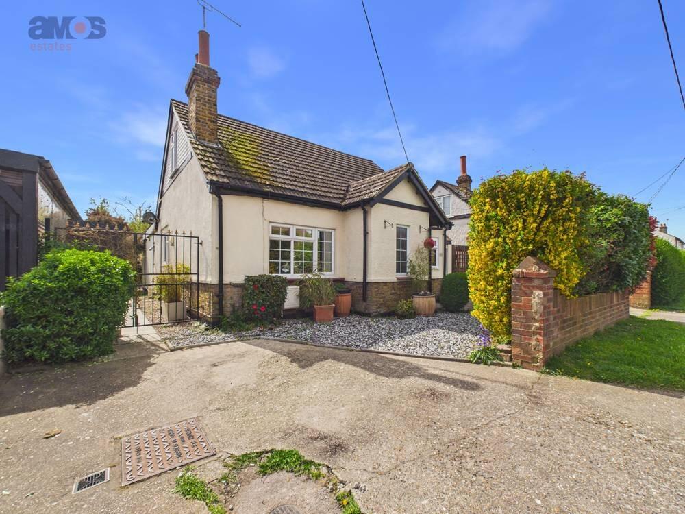 Main image of property: Rochefort Drive, Rochford, Essex