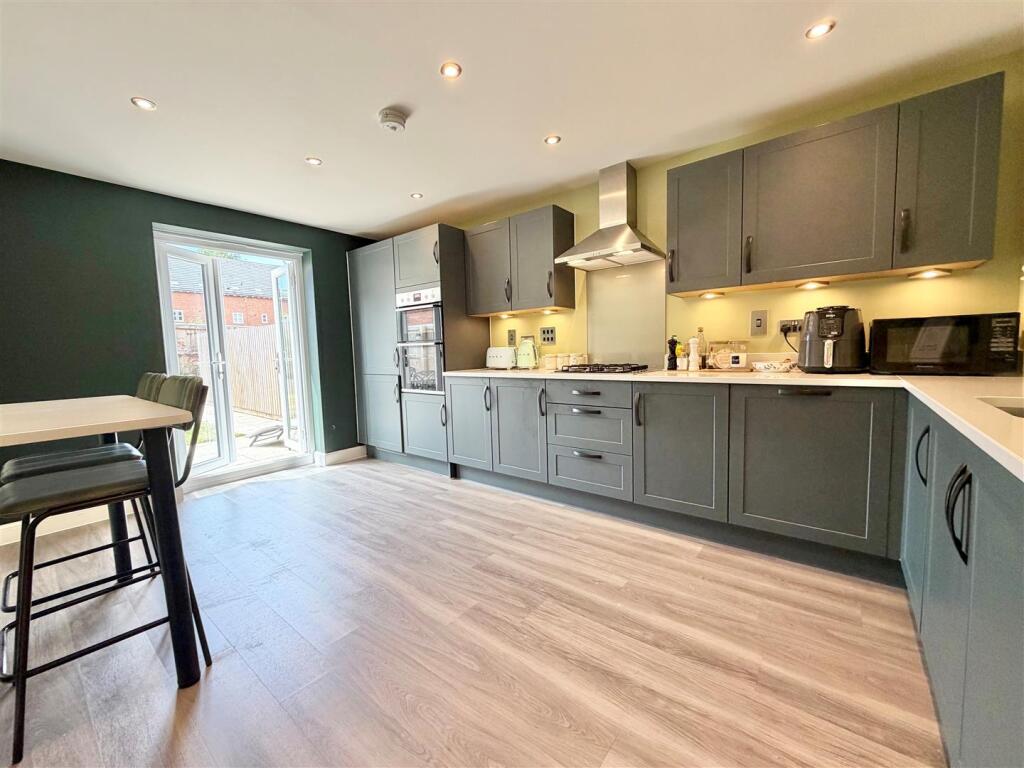 Poppy Road, Wilmslow photo 4