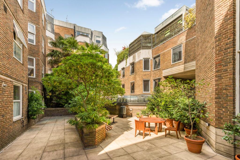 Apartment in London - View 4