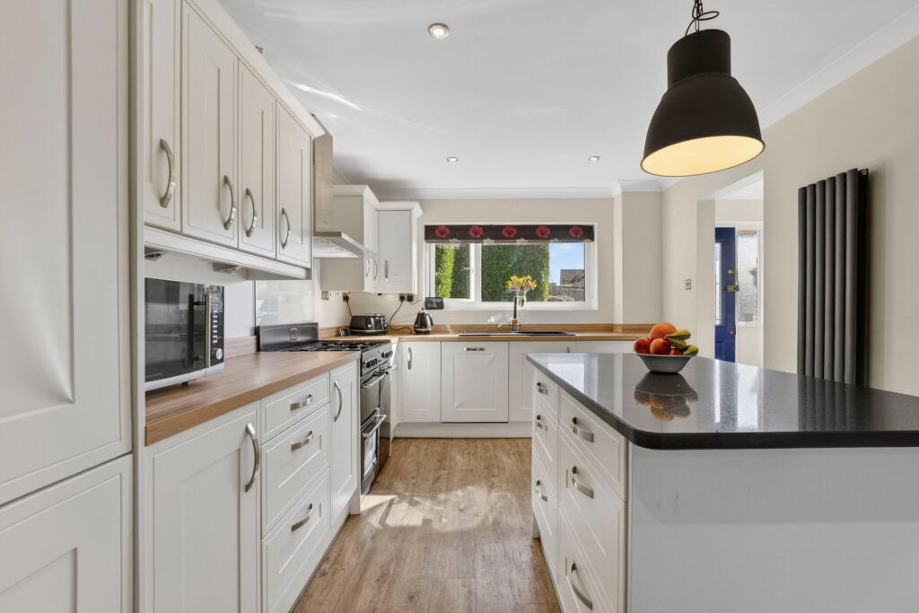 House in Barton Seagrave, North Northamptonshire - More