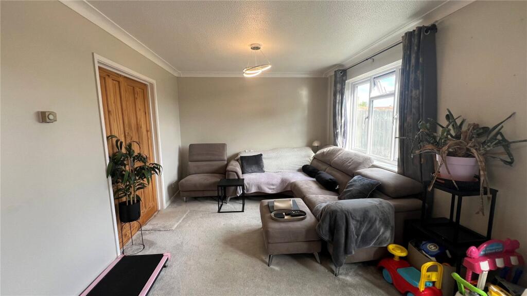House in Redditch, Batchley - View 5