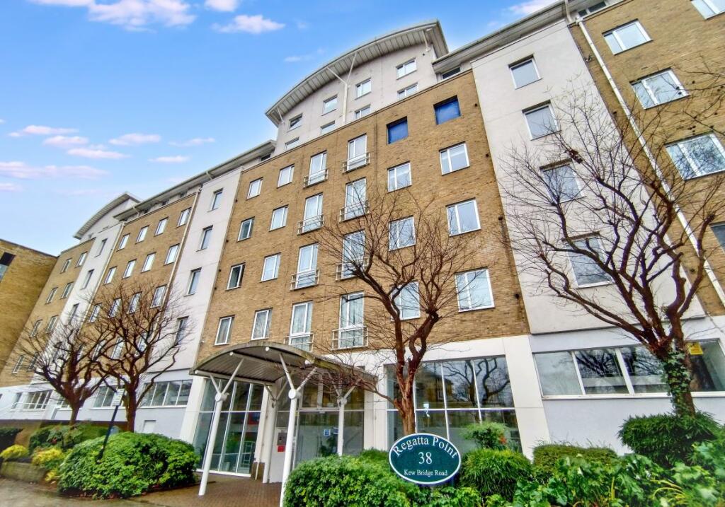 Main image of property: Flat 54 Regatta Point, 38 Kew Bridge Road, Brentford, Middlesex, TW8 0EB