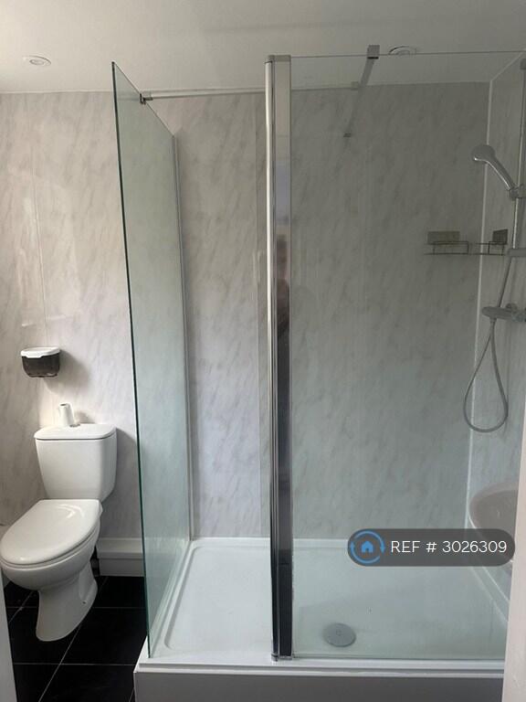 Apartment in Plymouth - View 4