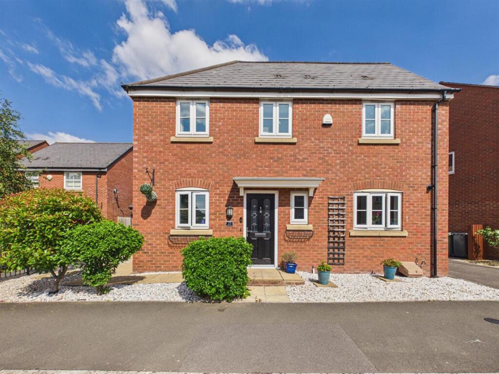 Main image of property: Quayside Way, Hempsted, Gloucester