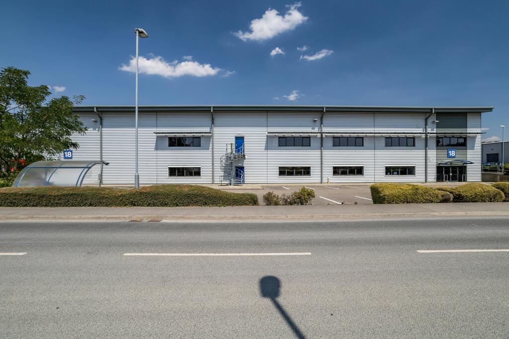 18 Titan Drive - Peterborough-69.jpg