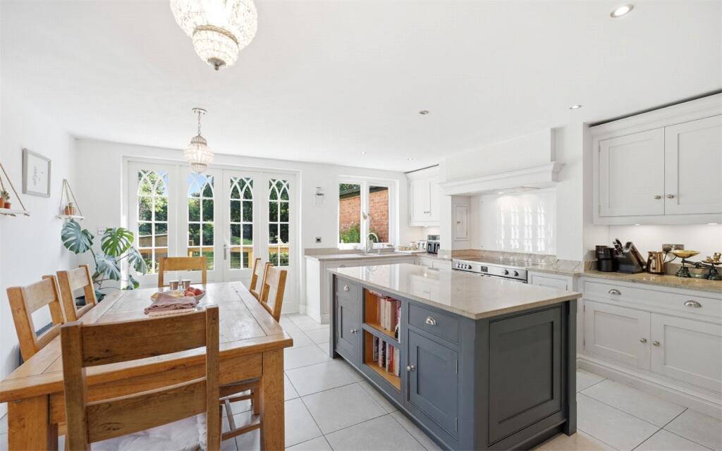 House in Stockport, Heaton Mersey, The Four Heatons - View 4