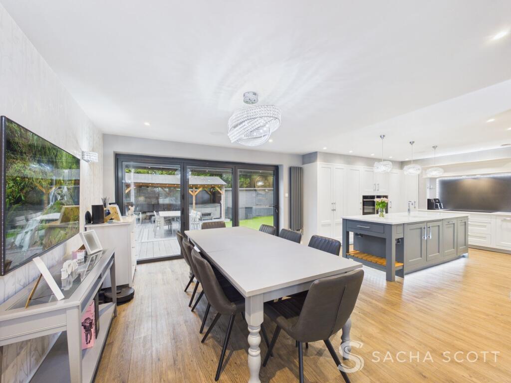 House in Reigate and Banstead, Banstead - View 3