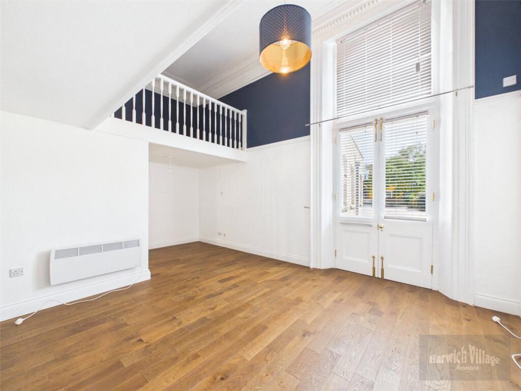 Apartment in Harwich, Upper Dovercourt - View 2