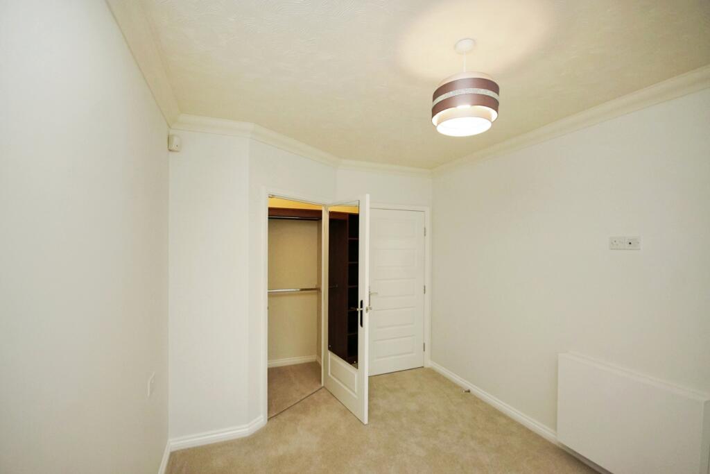 Normandy Drive, Yate, Bristol, Gloucestershire, BS37 photo 3