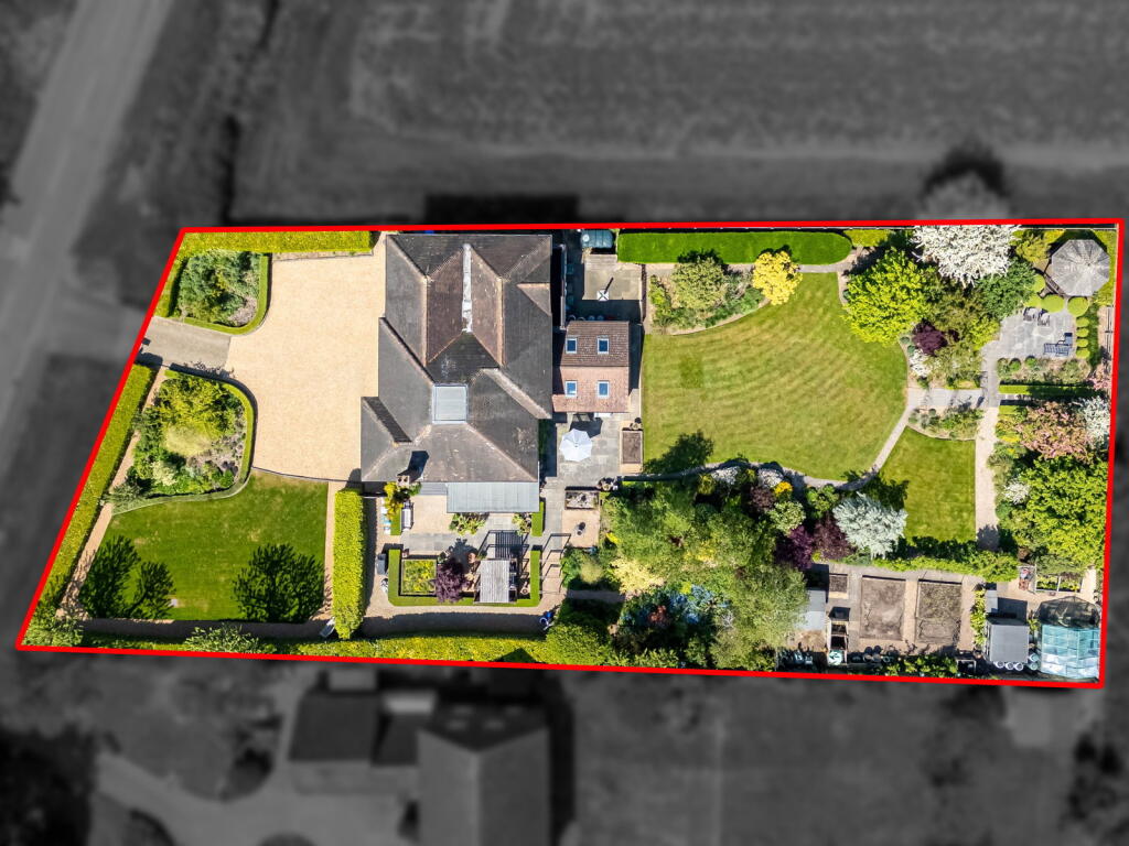 House in Northampton - View 4