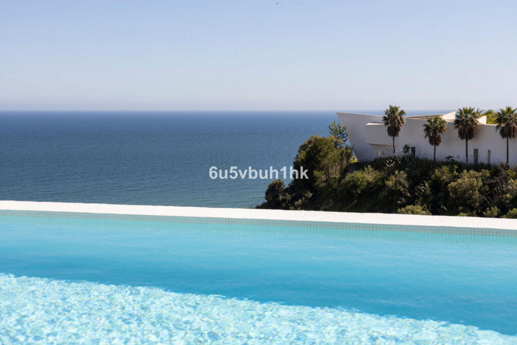 Main image of property: Andalucia, Malaga, Benalmádena