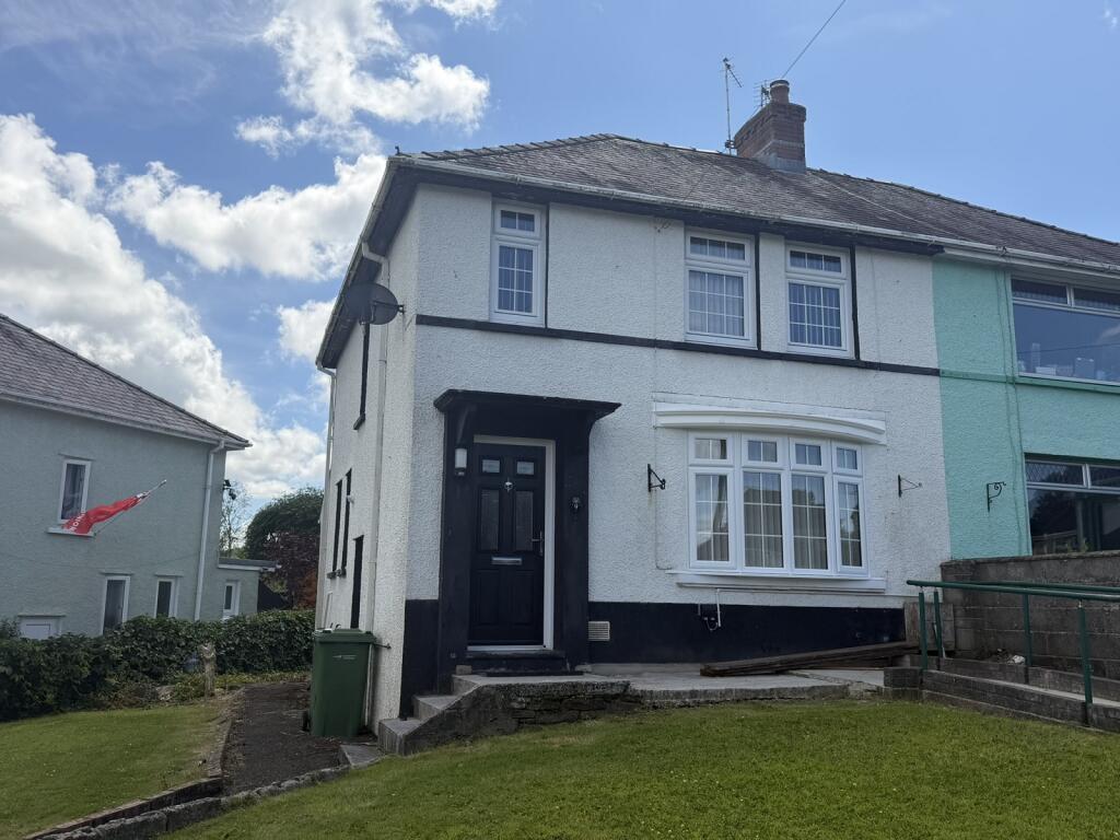 Main image of property: Heol Y Garreg Las, Llandeilo, Carmarthenshire.