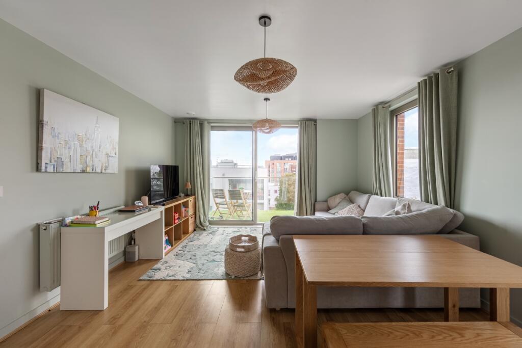 Apartment in London, Manor House, Stoke Newington - View 4