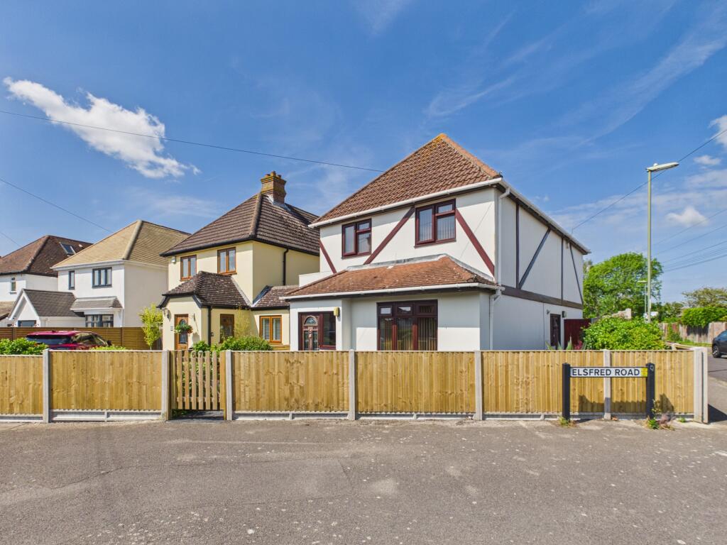 Main image of property: Cottes Way, Hill Head, Fareham, PO14