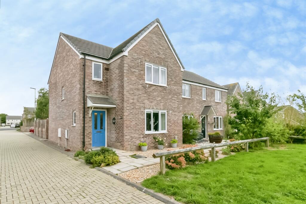 Main image of property: Plasnewydd Walk, Llantwit Major