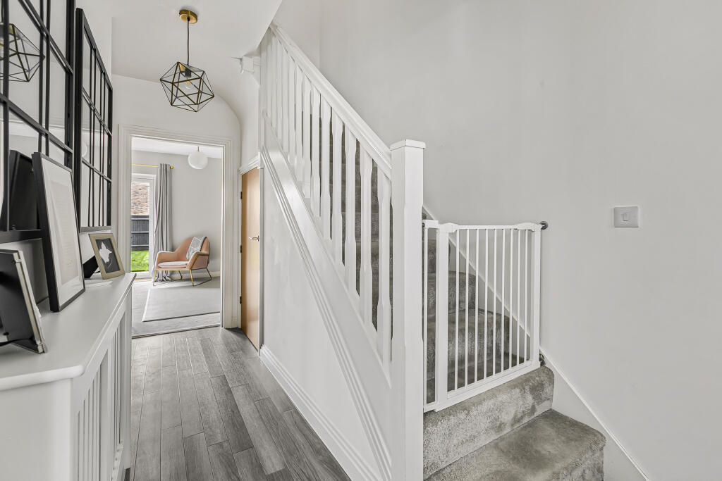 House in Fairfield, Central Bedfordshire - More